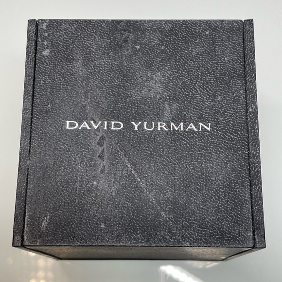 AUTHENTIC DAVID YURMAN HARD CASE RING JEWELRY STORAGE BOX - Picture 1 of 3